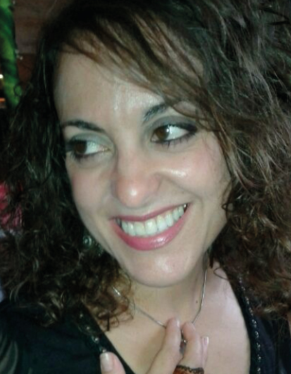 Louiza, tutor profile. Expert subjects: English, French and German.